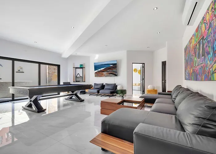 Marbella Lane Coastal Elegance With Pool *