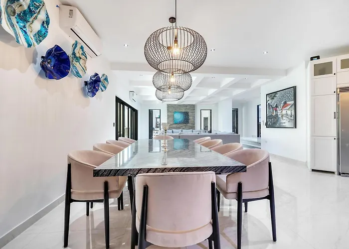Marbella Lane Coastal Elegance With Pool Villa