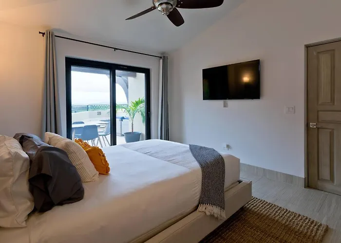 Villa Marbella Lane Coastal Elegance With Pool *